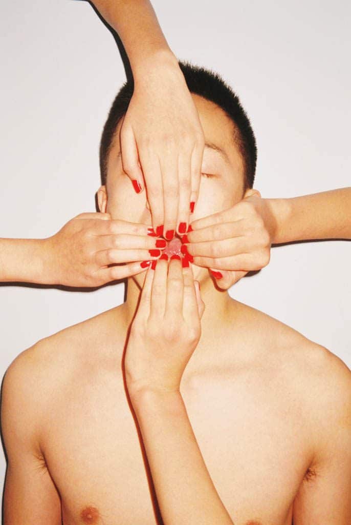 Untitled China 2015 © Courtesy of Estate of Ren Hang and OstLicht Gallery Illustration - Untitled China 2015 © Courtesy of Estate of Ren Hang and OstLicht Gallery